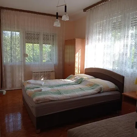 公寓 Matyas Kiraly *