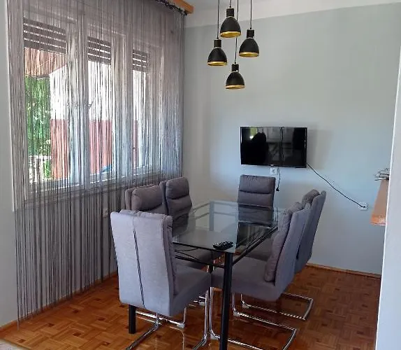 Matyas Kiraly Apartment